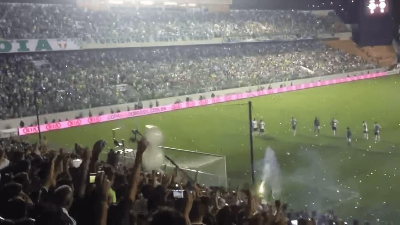 Final da Copa do Brasil de 2012 no Pacaembu lotado